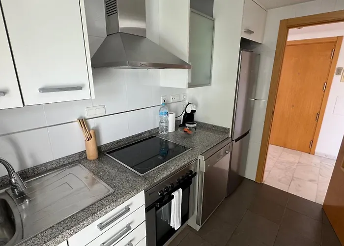 Skyline 13 Con Terraza Privada Y Vistas Μπένιντορμ