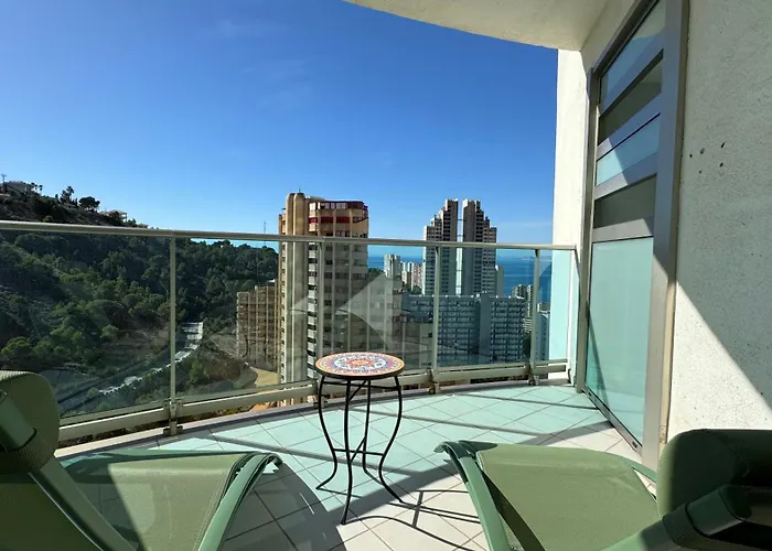 Skyline 13 Con Terraza Privada Y Vistas Μπένιντορμ